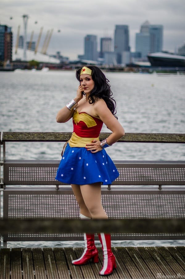 50 Sexy Wonder Woman Cosplay And Costume Ideas