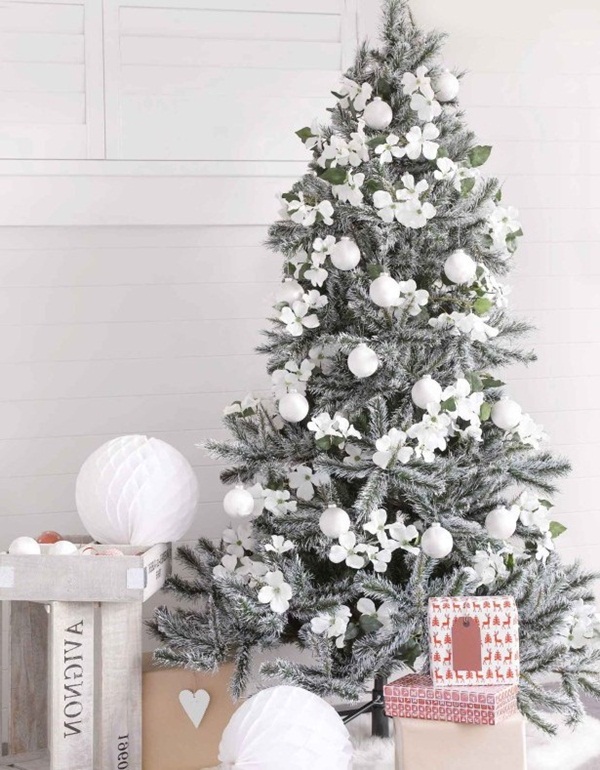 Easy Christmas tree decorating ideas38